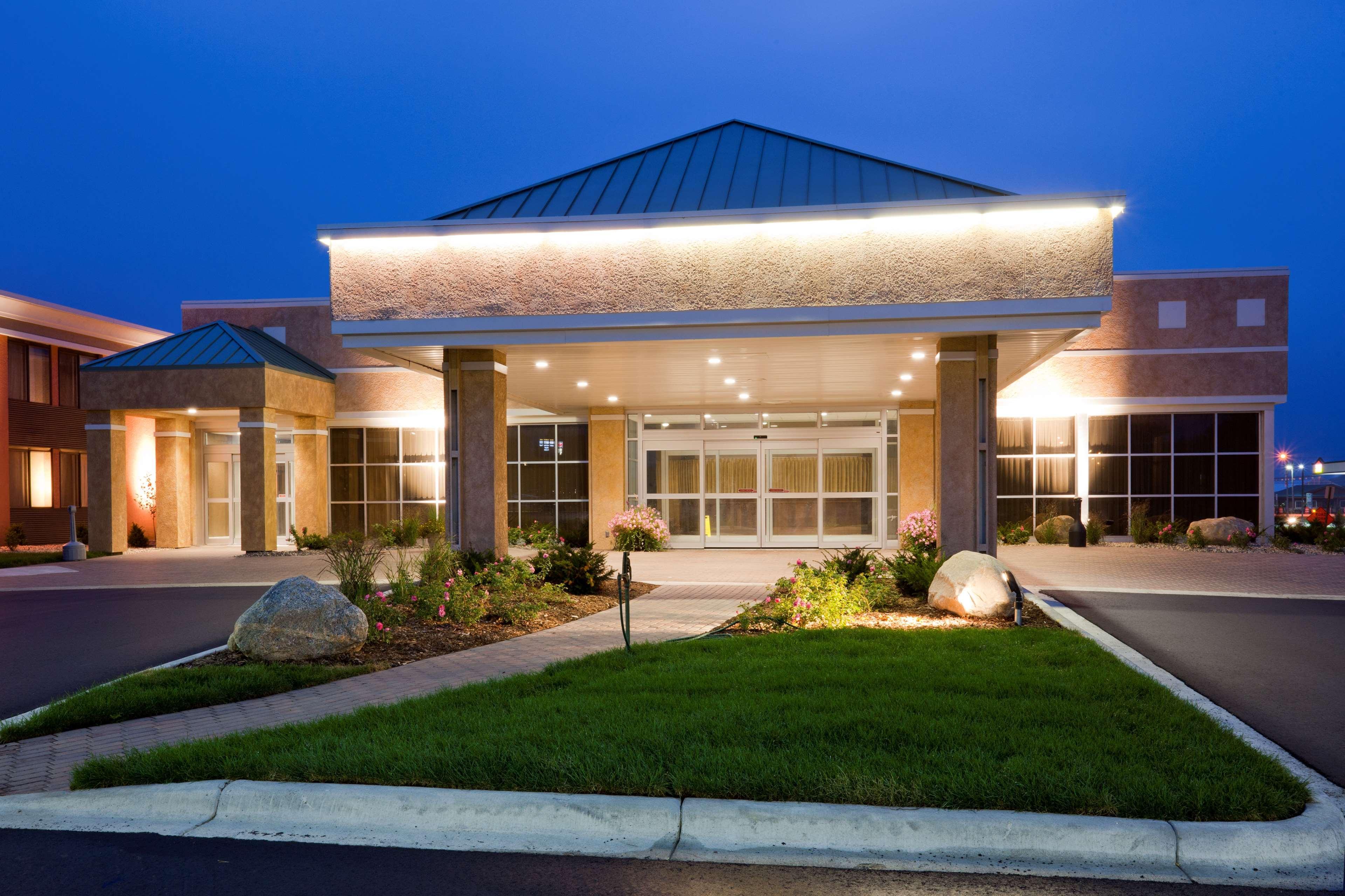 Best Western Plus Willmar Exterior foto