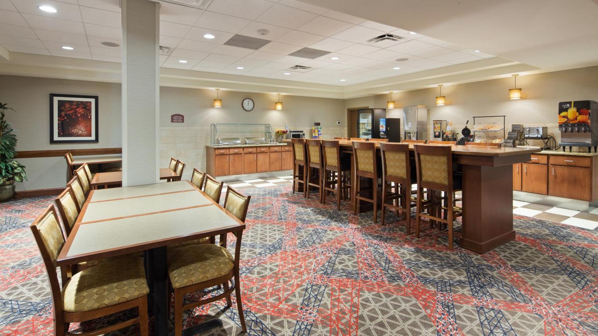 Best Western Plus Willmar Exterior foto
